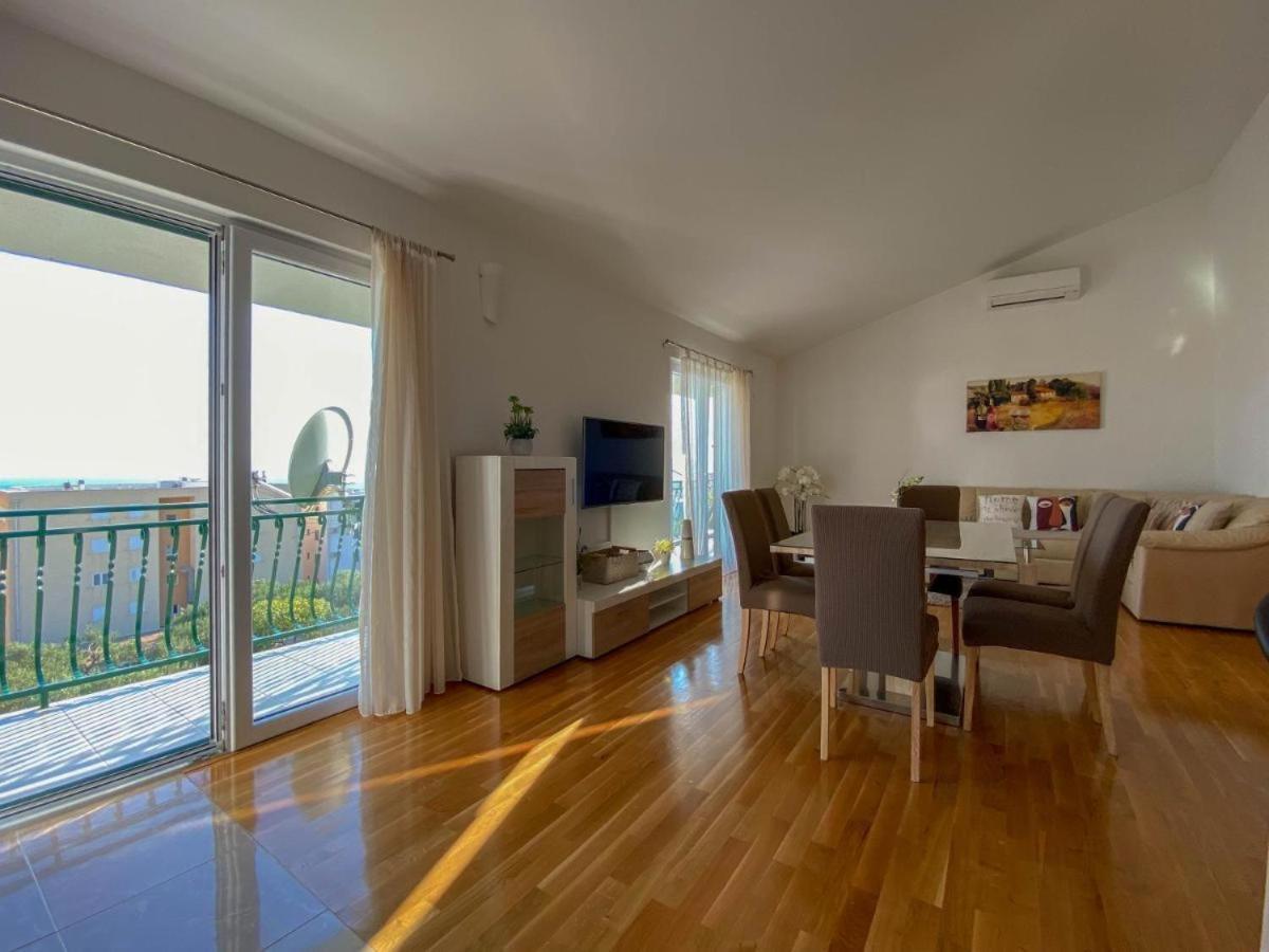 apartman Ivan Hotel Makarska Bagian luar foto